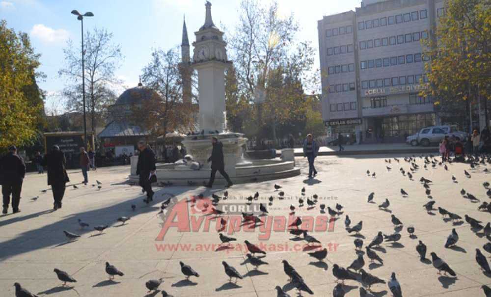 Güneşi Görenler Meydanları Doldurdu