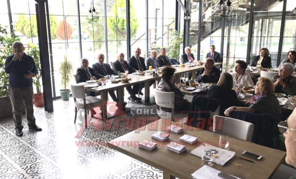 Çorlu Ortaokulu Ve Çorlu Lisesi Mezunları Buluştu