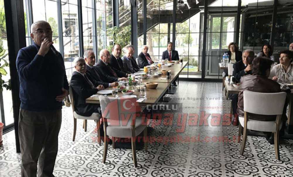 Çorlu Ortaokulu Ve Çorlu Lisesi Mezunları Buluştu