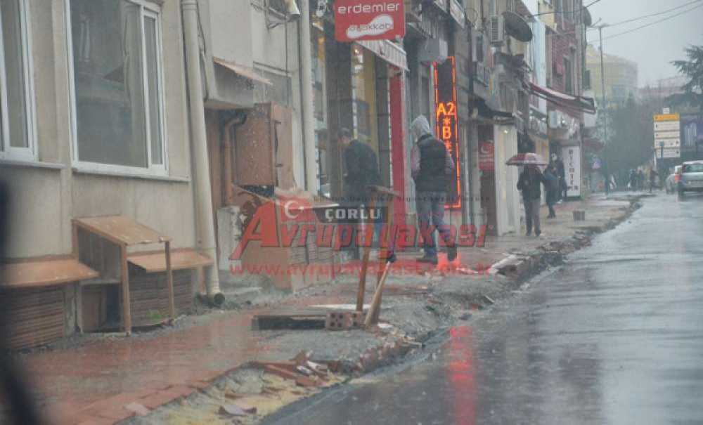 Kaldırım İşkencesi!