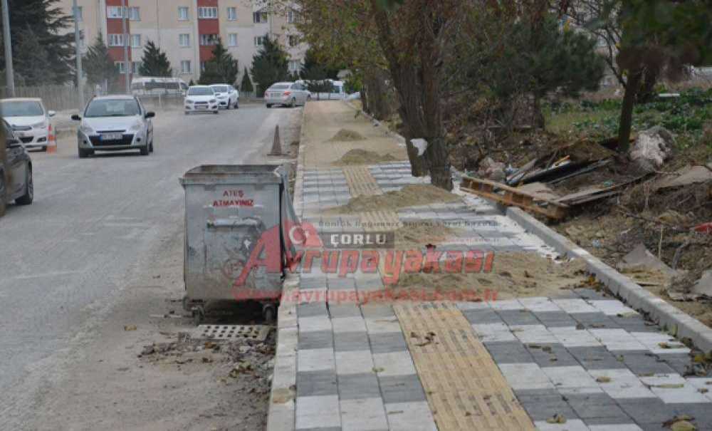 Okullar Bölgesinde Kaldırım Çalışması Başlatıldı