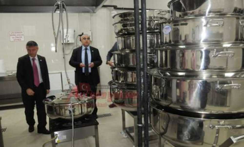 Kaymakam Doğan, Başkan Baysan Ve Meclis Üyeleri Aşevini İnceledi