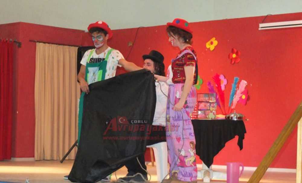 Ak Partili Gençlerden Özel Çocuklara Özel Etkinlik