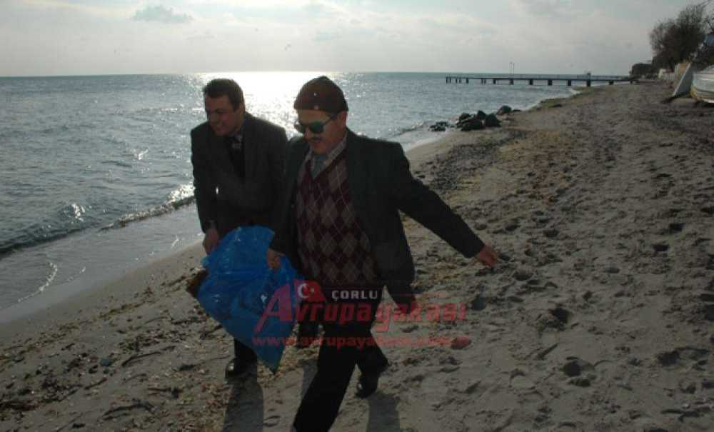 Denizden Kitap Çıktı