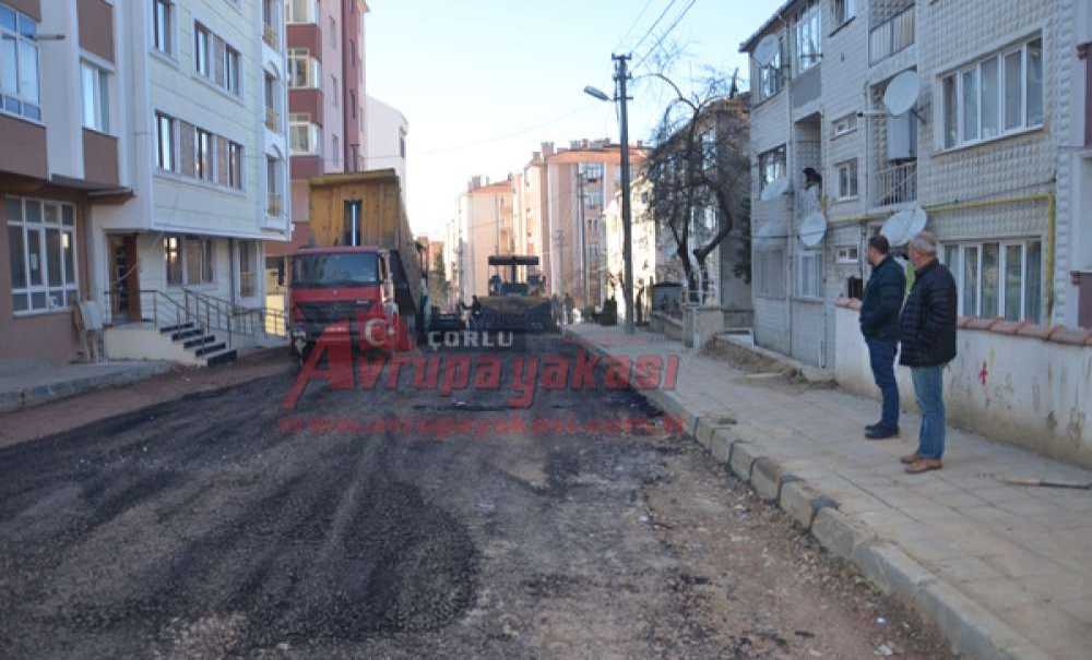 Bahçelievler Asfaltlanıyor