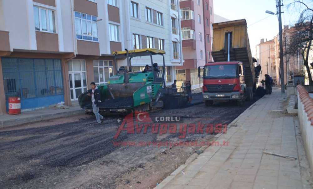 Bahçelievler Asfaltlanıyor