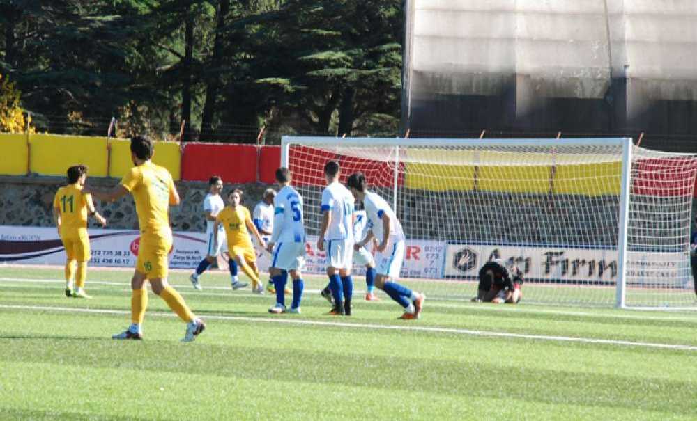 Süper Amatörde Zirve Yarışı Kızışıyor