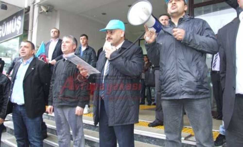 Metal İşçileri Meydana İndi