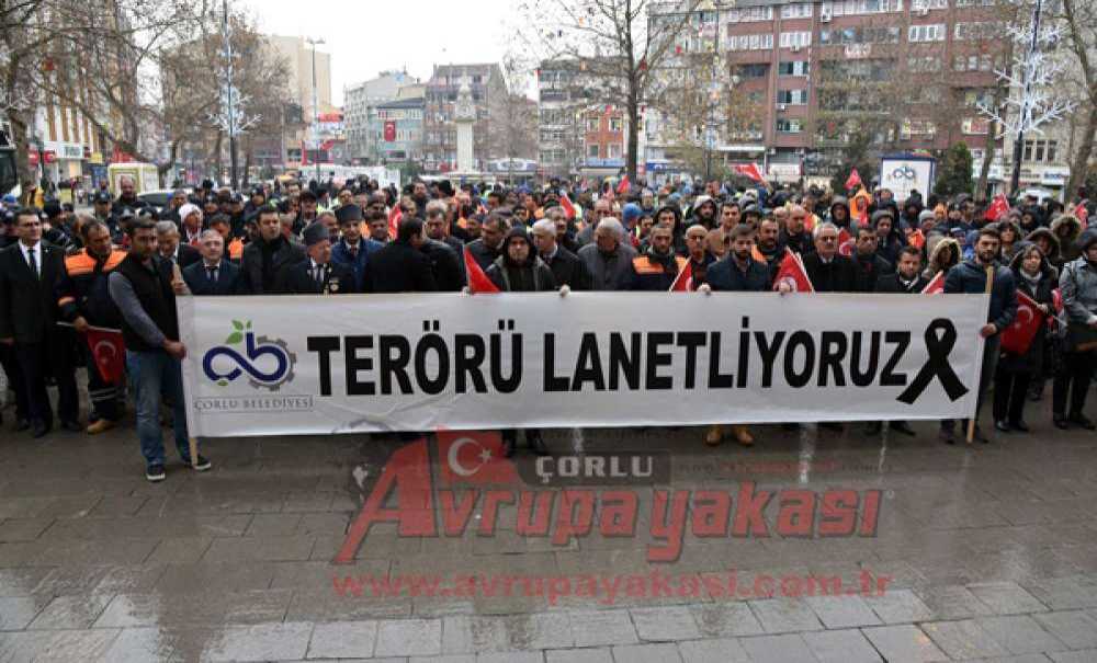 Çorlu Bir Oldu Terörü Lanetledi