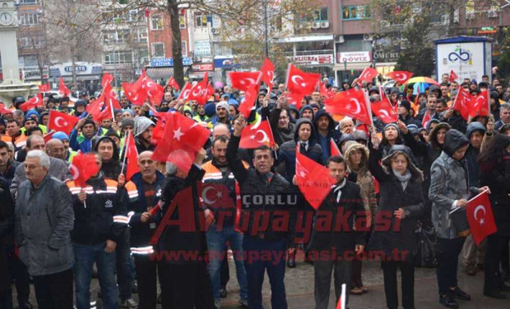 Çorlu Bir Oldu Terörü Lanetledi