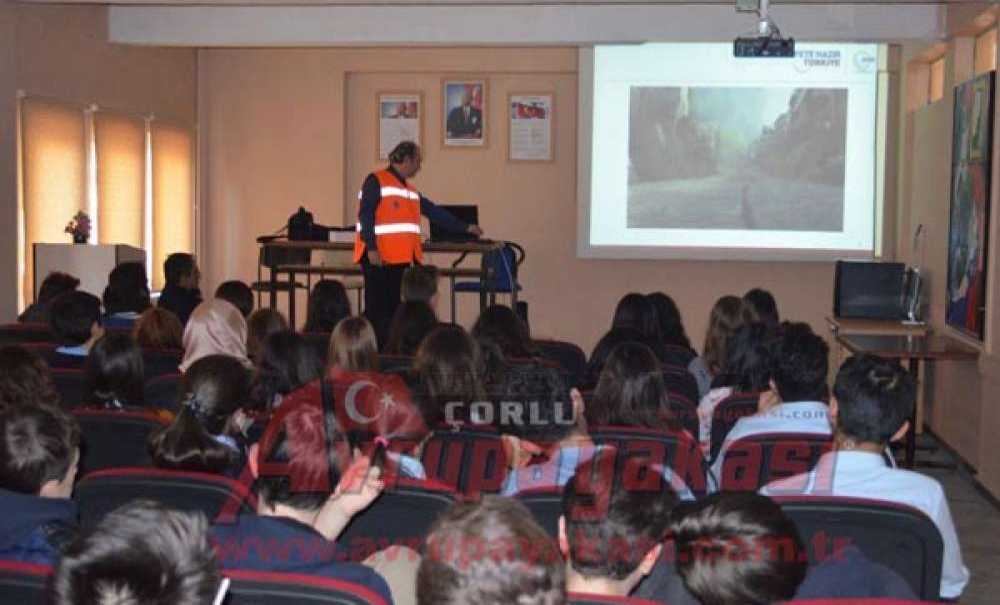 Afad'ın Çorlu'daki Eğitimleri Devam Ediyor