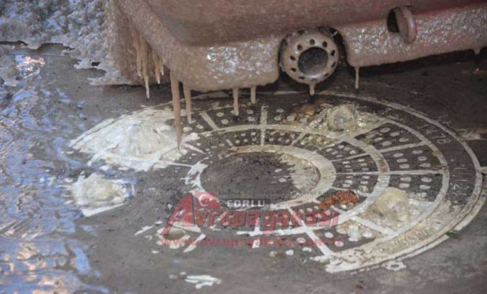 Bu Da Başka Patlak!