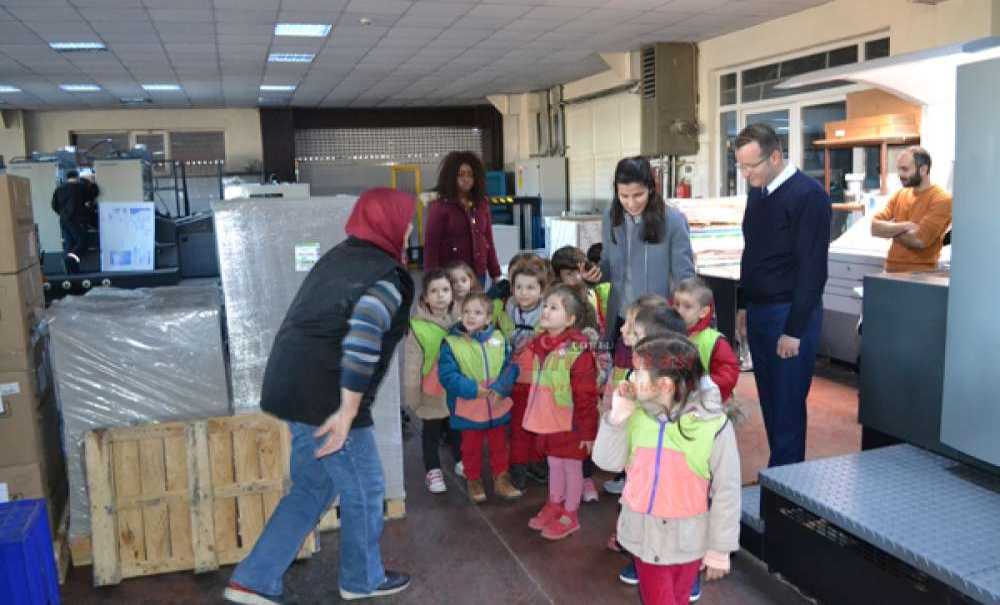 Minik Öğrencilerden Avrupa Yakası Gazetesi`ne Ziyaret