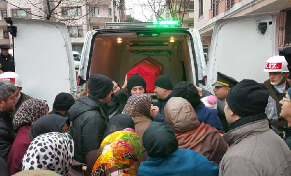 Gül Kokulu Yavrusunu Cennete Uğurladı