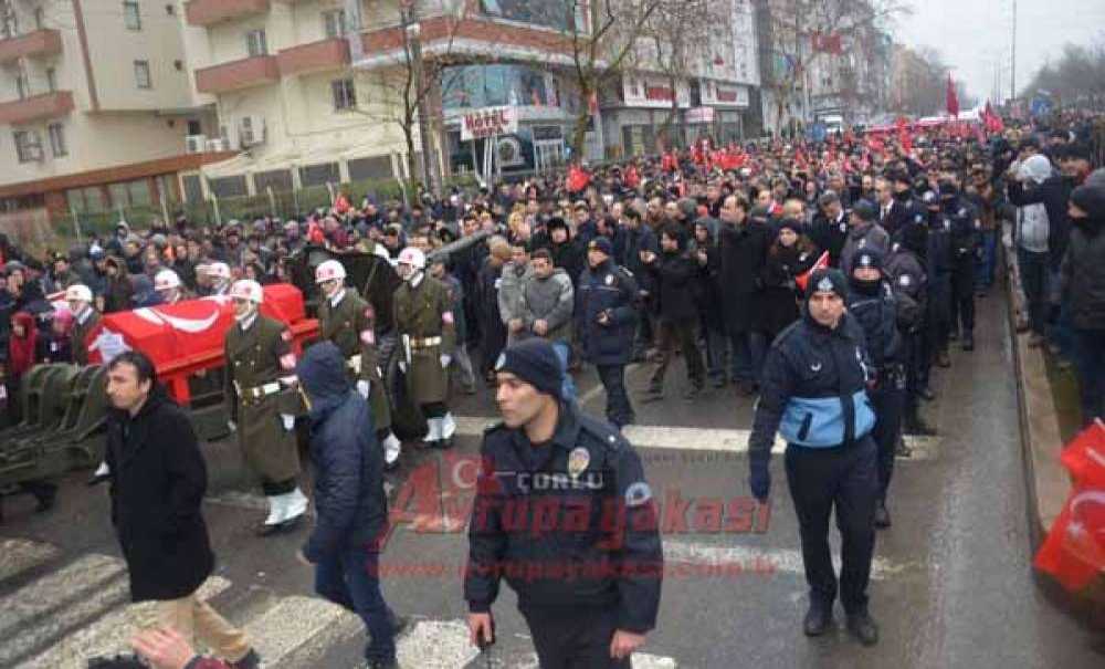 Çorlu Şehidini Uğurladı