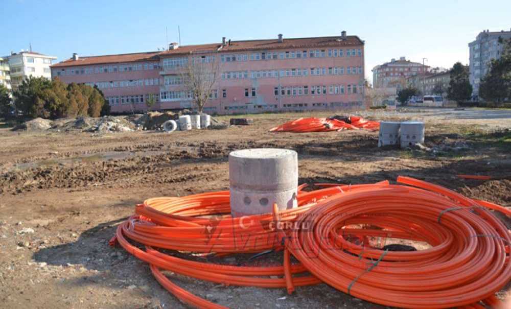 Park Beklerken Hafriyat Deposuna Döndü