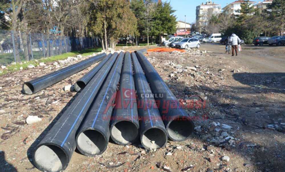 Park Beklerken Hafriyat Deposuna Döndü