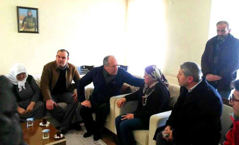 Chp'li İnce Ve Köprülü'den Şehit Acar'ın Ailesine Taziye Ziyareti