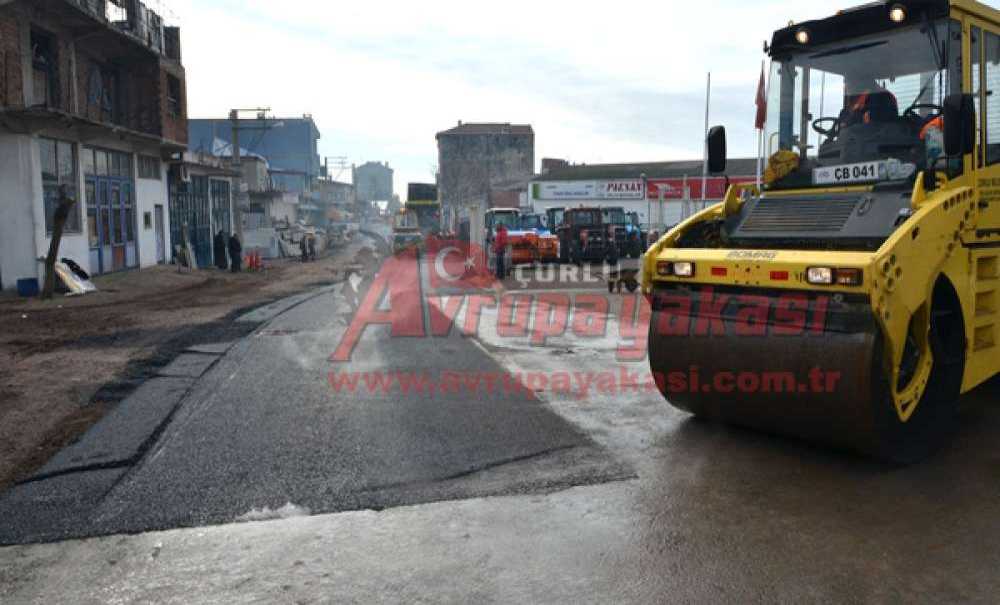 Çorlu'da Asfaltlama Çalışmaları Devam Ediyor