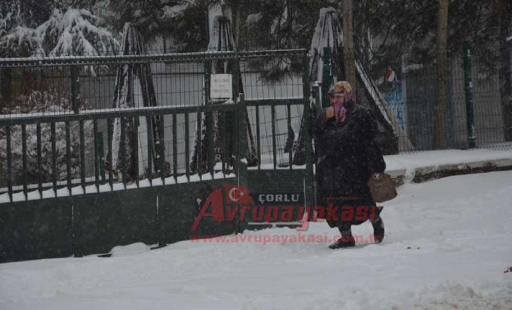 Çorlu'da Kar Esareti