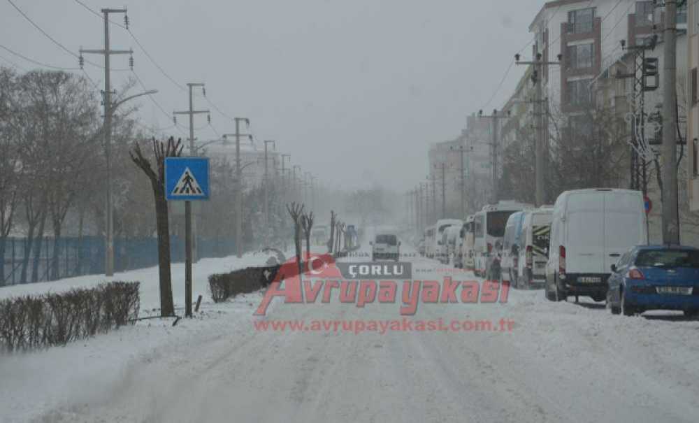 Çorlu'da Kar Esareti