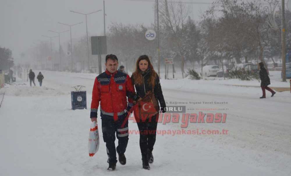 Çorlu'da Kar Esareti