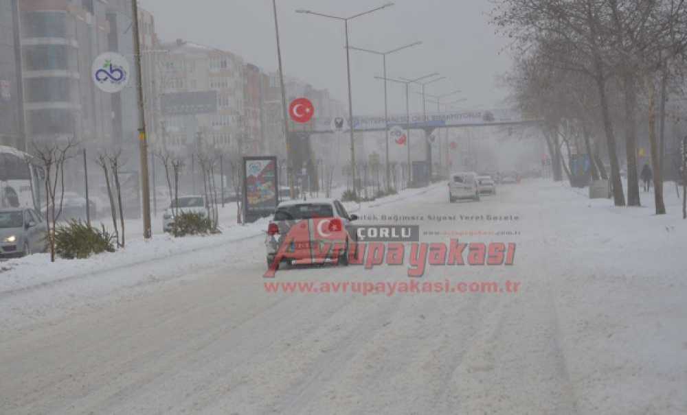 Çorlu'da Kar Esareti