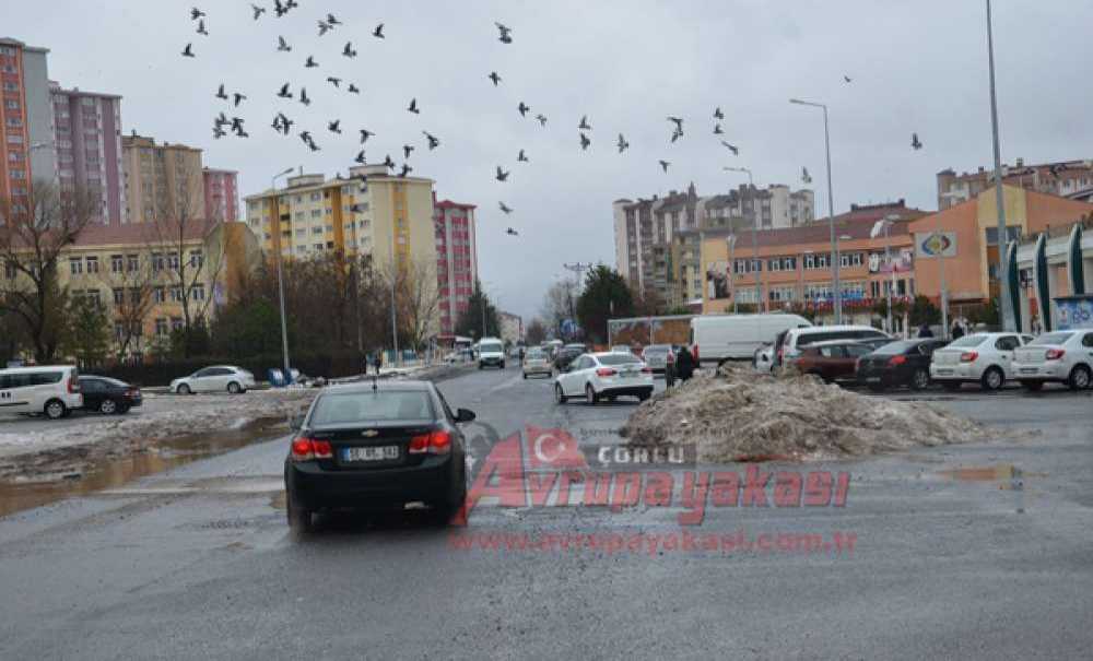 Kar Tepelerini Kim Temizleyecek?
