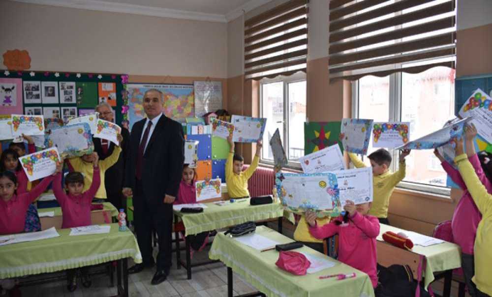 Çorlu'da 50 Bin Öğrenci Karne Aldı