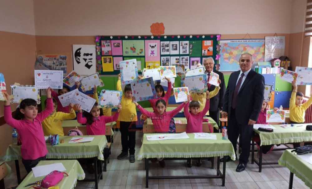 Çorlu'da 50 Bin Öğrenci Karne Aldı