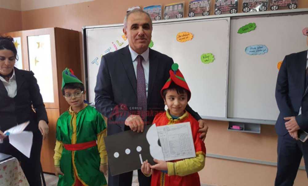 Çorlu'da 50 Bin Öğrenci Karne Aldı