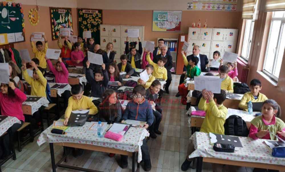 Çorlu'da 50 Bin Öğrenci Karne Aldı