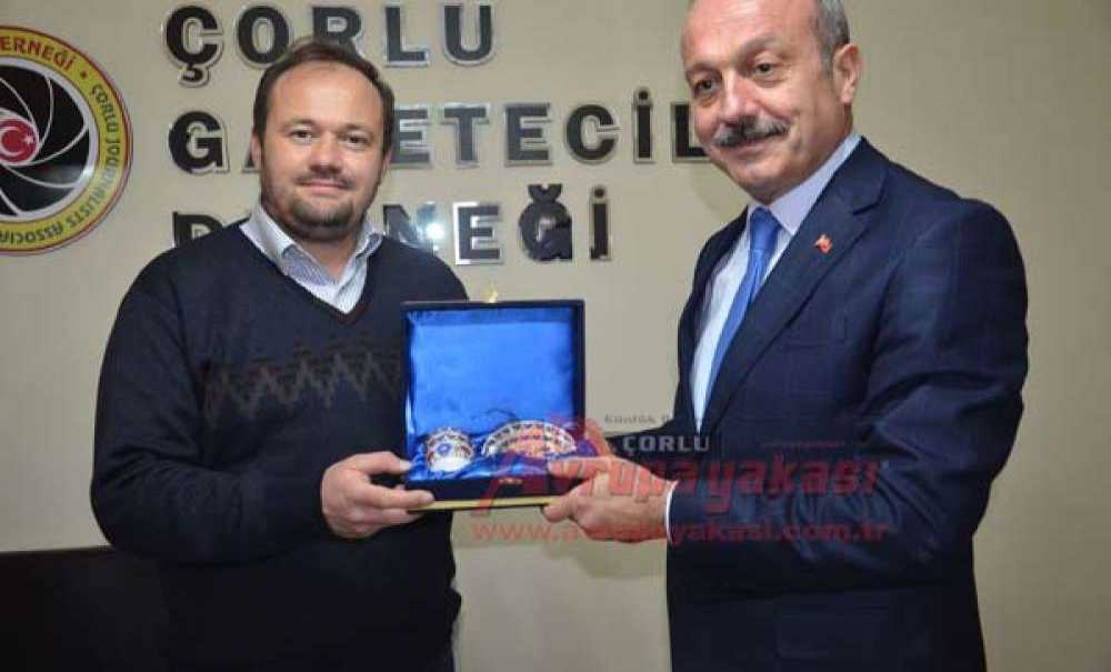 Tekirdağ İl Emniyet Müdürü Aydın'dan Çorlu Gazeteciler Derneği'ne Ziyaret