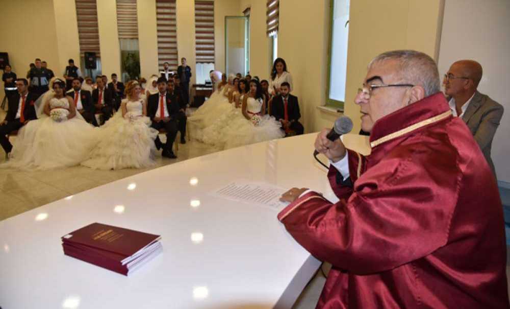 Çorlu'da Bin 763 Çift Dünya Evine Girdi