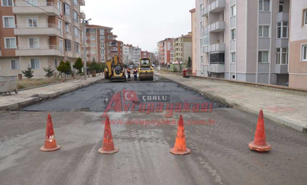 Bozuk Yollar Yamalanıyor