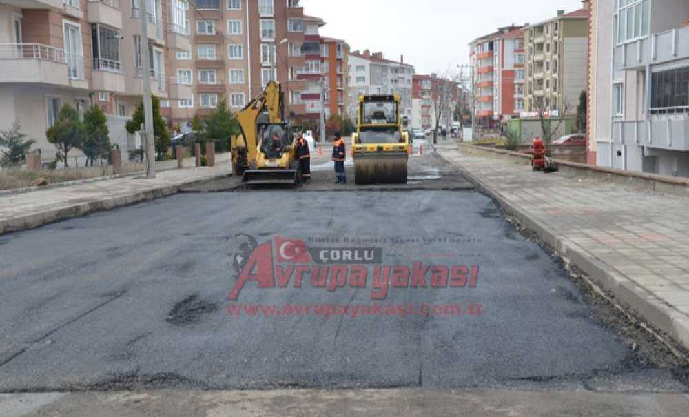 Bozuk Yollar Yamalanıyor
