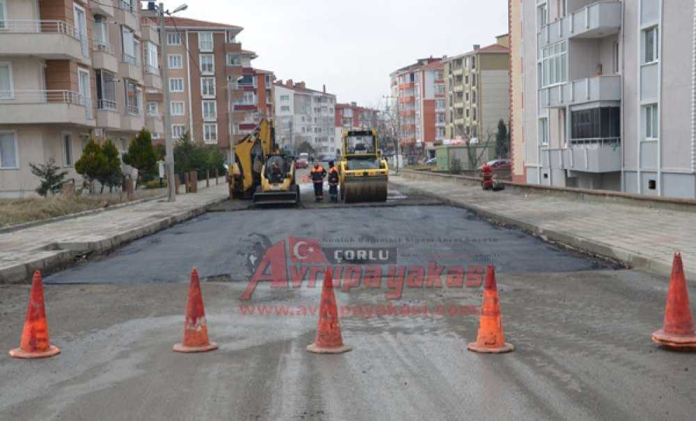 Bozuk Yollar Yamalanıyor