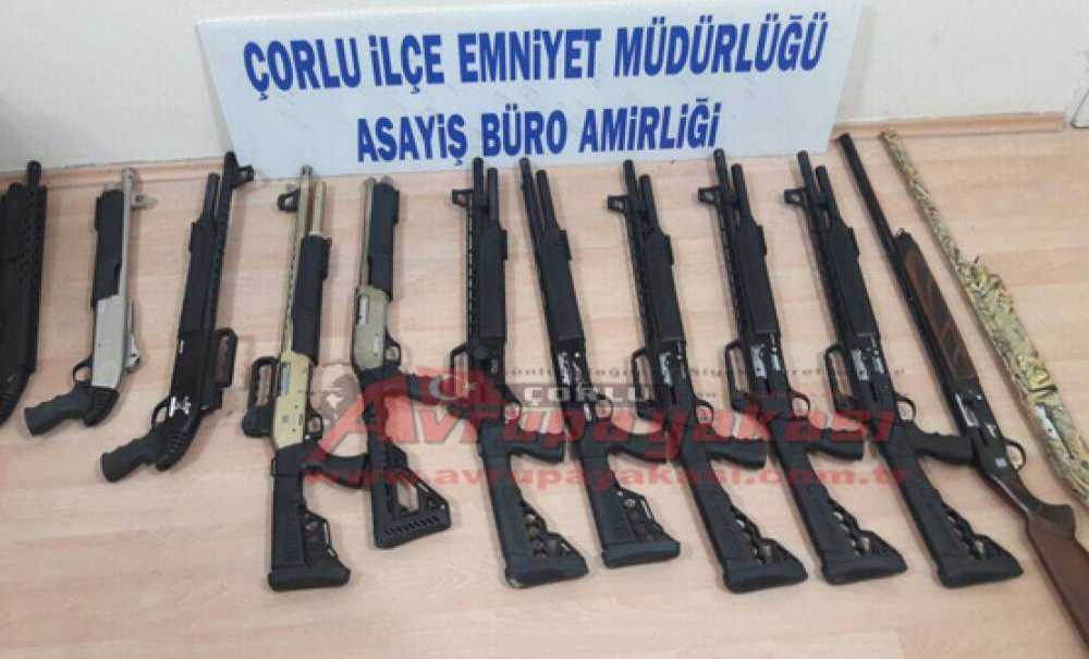 Kargo Kolisinden 12 Tüfek Çıktı