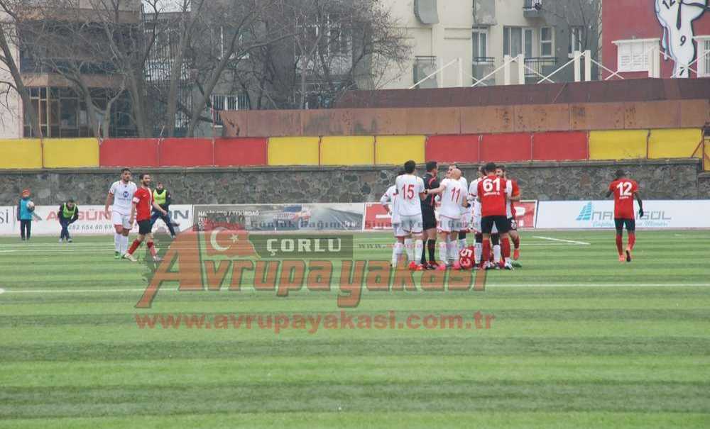 Afdk Çorluspor 1947 Ve Edirnespor'dan Savunma İstedi