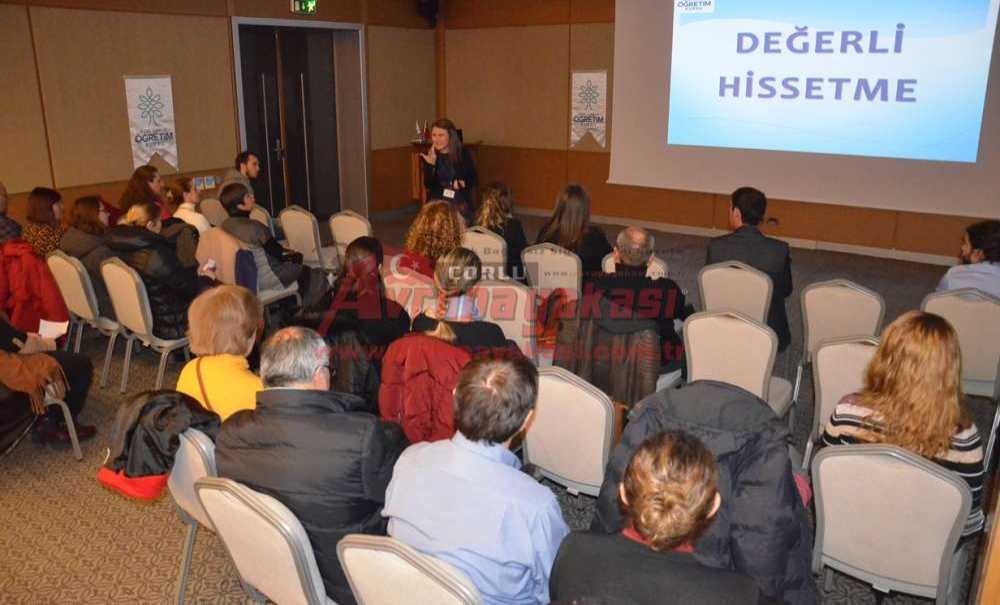 Özel Çorlu Öğretim Kursu'ndan Geliştiren Aile Semineri