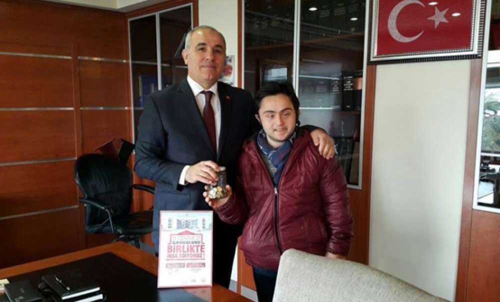 15 Temmuz İlkokulu'na En Anlamı Bağış