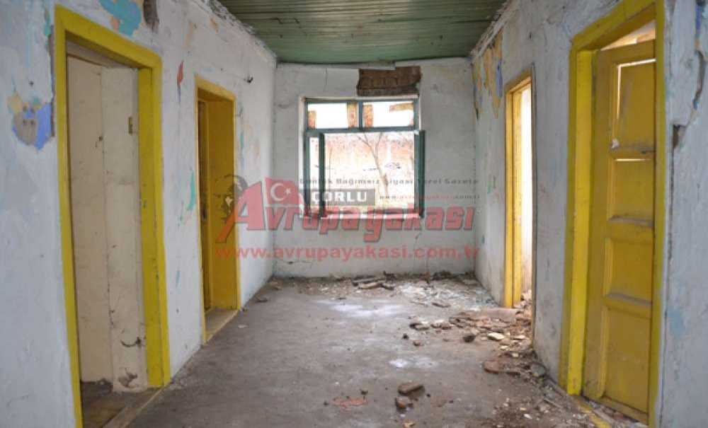 Mahallelinin Metruk Bina İsyanı