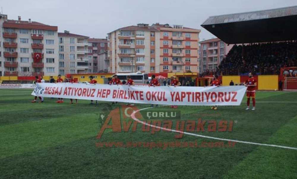 Çorluspor 1947'den Okul Kampanyasına Pankartlı Destek