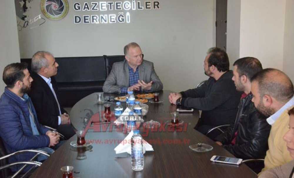 Vali Ceylan'dan Çorlu Gazeteciler Derneği'ne Ziyaret