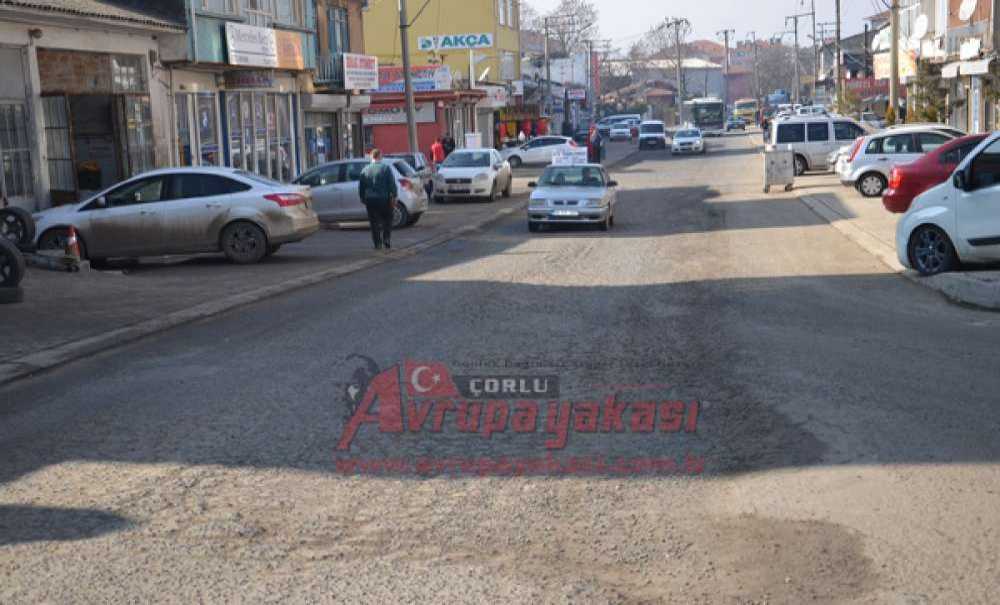 Atılan Asfalt Eridi