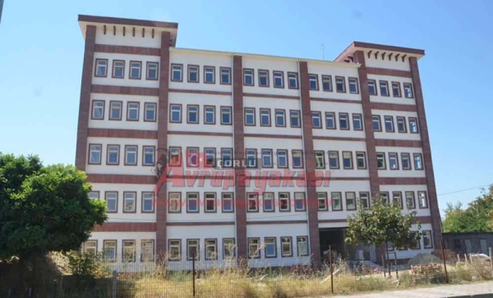 Çorlu Kaymakamı Levent Kılıç: “Hükümet Konağı Tamamlanınca Tüm Daireleri Oraya Taşıyacağız”