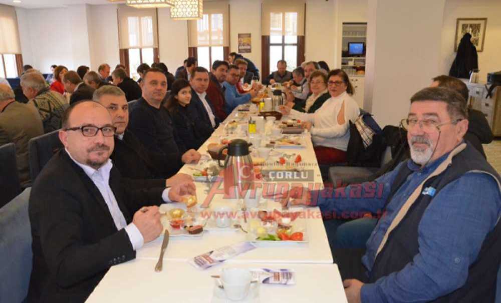 Ata Optik Çorlulu Muhtarlarla Buluştu