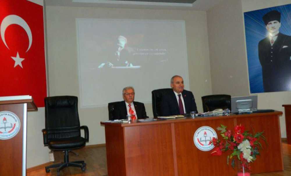 Okul Müdürleri Toplantıda Buluştu