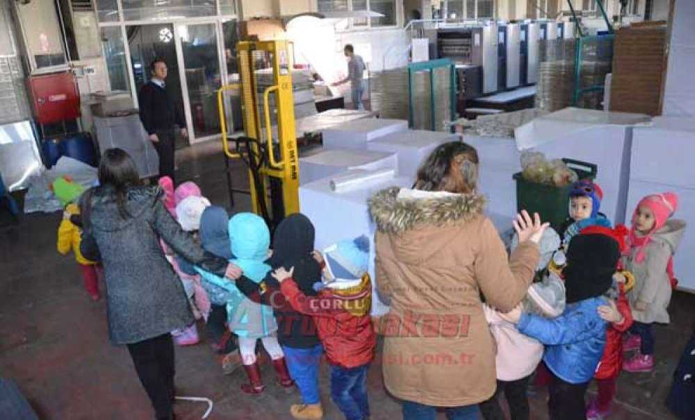 Minik Öğrencilerden Gazetemize Ziyaret