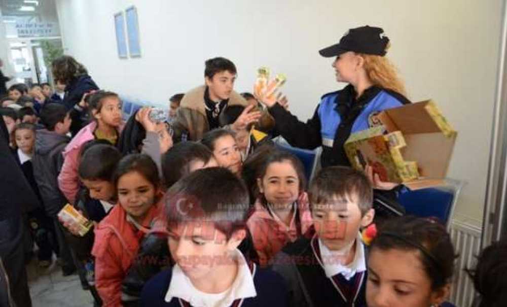 Çorlu Emniyetinden “Okul'dan Tiyatroya” Projesi